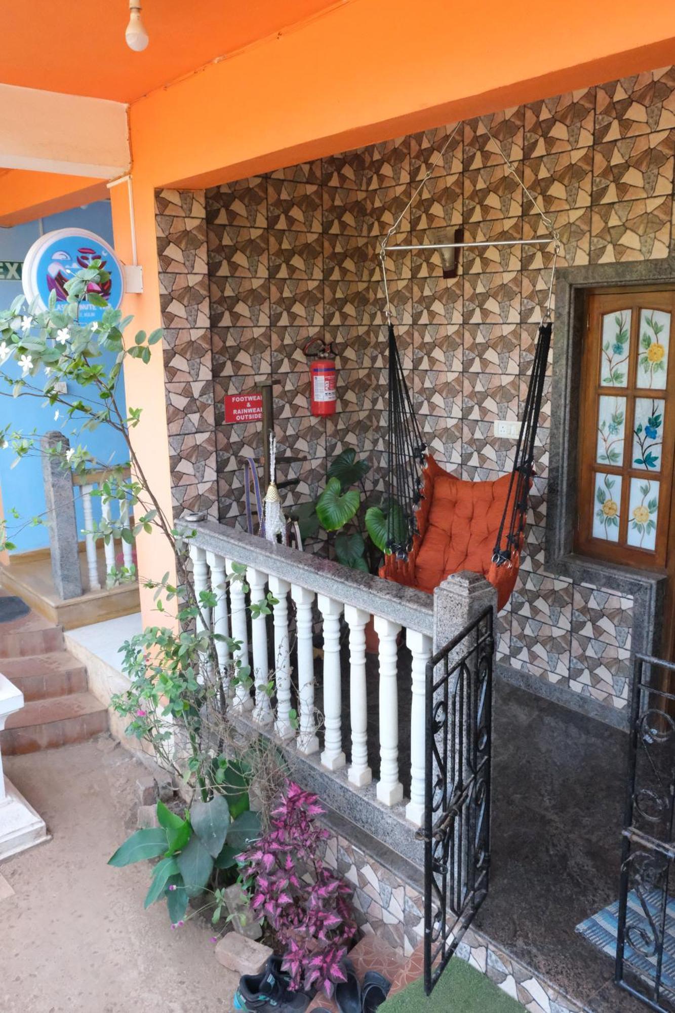 Last Minute Trip Hostel Morjim Exteriér fotografie